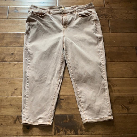 Caramel coloured capris - Picture 1 of 3